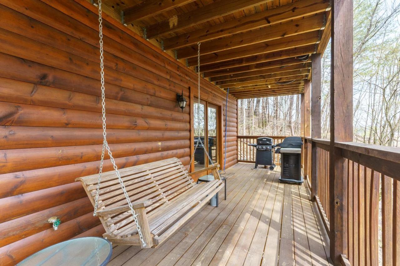 Big Bear Woods Villa Pigeon Forge Exterior photo