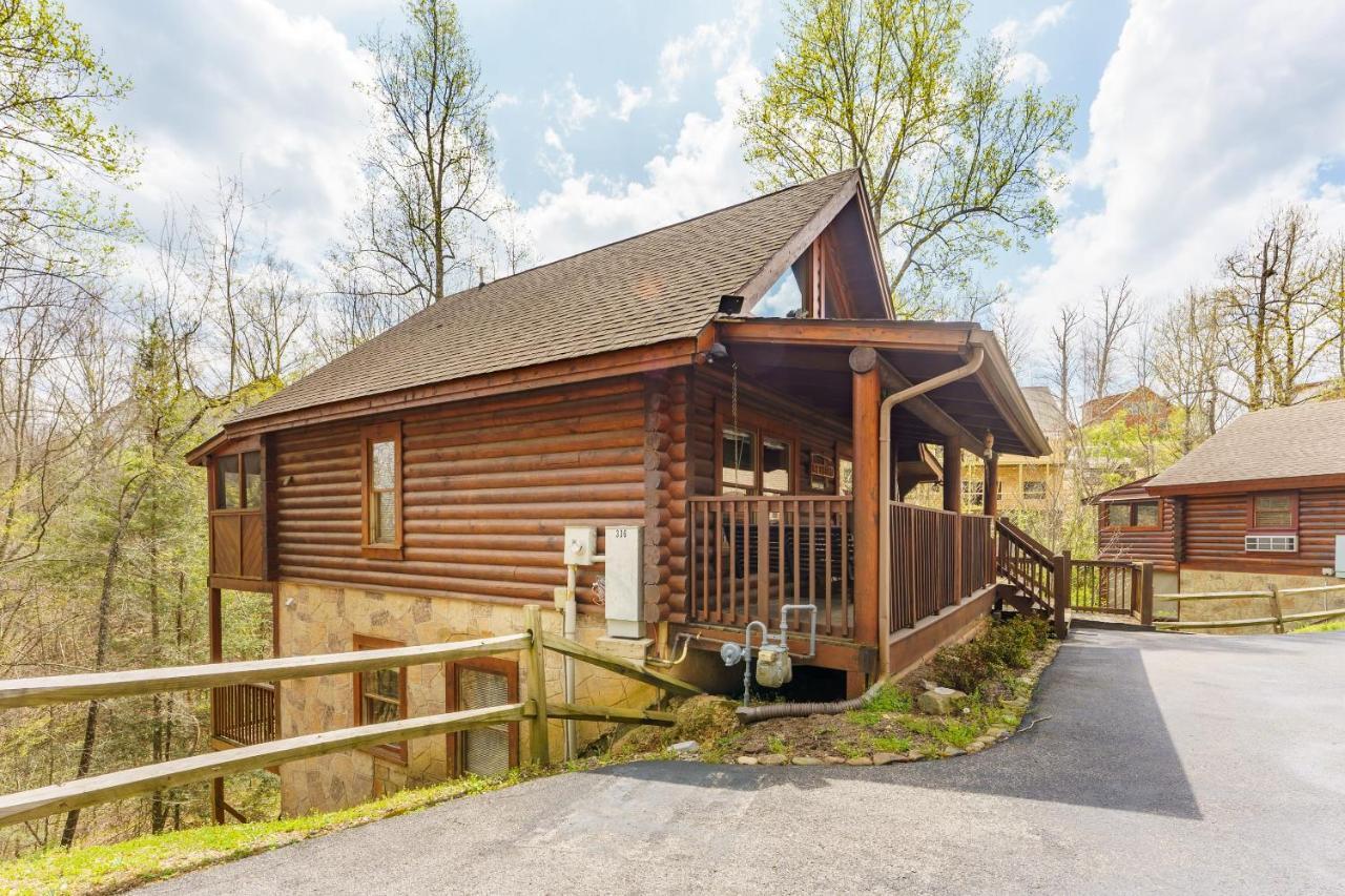 Big Bear Woods Villa Pigeon Forge Exterior photo